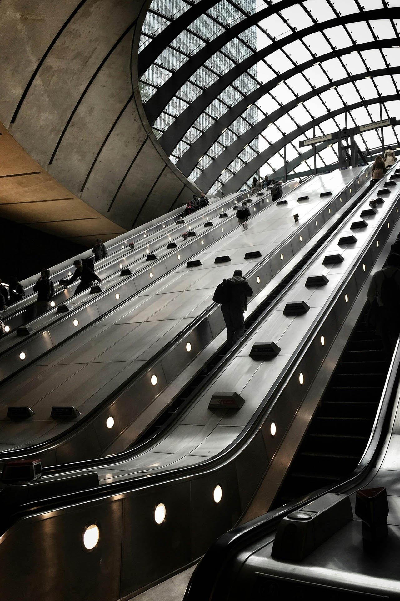 sperrinlaw_0004_Comprehensive Financial Crime Defence